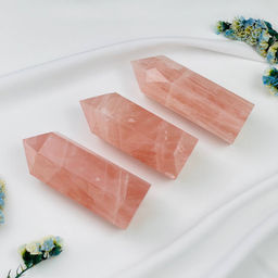 Кристалл из Розового кварца