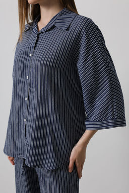 TRENDYOLMILLA Lacivert Truvakar Kol Oversize Cizgili Gomlek TWOSS25GO00062 фото 7