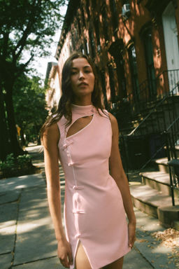 VESTIDO MINI ALAMARES / Rosa