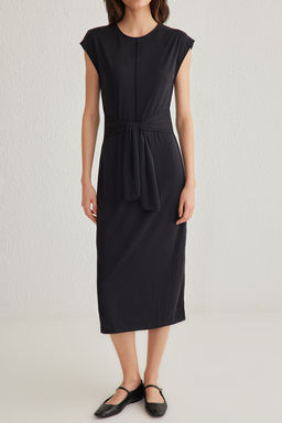 Siyah Duz Kusakl? Midi Yumusak Dokulu Modal Pike Orme Elbise TWOSS25EL00072 - Trendyolmilla фото 3