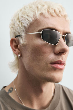LIMITED EDITION SUNGLASSES - Zara фото 3