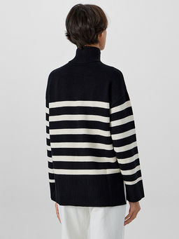 Джемпер женский черный в полоску - Mark formelle фото 2