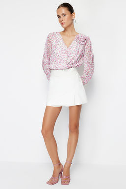 Pembe Crop Astarl? Gul Detayl? Cicekli Sifon Dokuma Bluz TWOSS24BZ00344 - Trendyolmilla фото 3