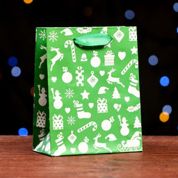 Цена за 12 шт. Пакет ламинированный Праздник 11,5 х 14,5 х 6 см