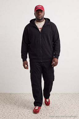 B_y_k Beden Siyah Oversize/Geni_ Kesim Fermuarl_ Kap__onlu Pamuklu Sweatshirt TMNAW25AO00029