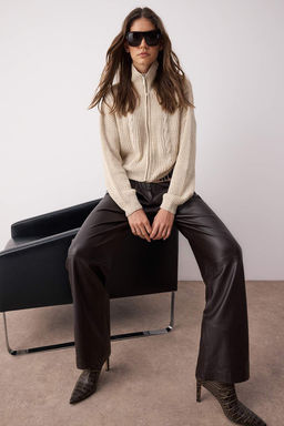 TRENDYOLMILLA Lacivert Crop Renk Bloklu Dik Yaka Triko H?rka TWOAW24HI00238 фото 2