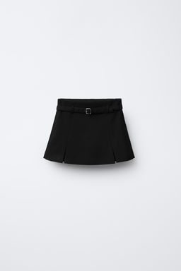 BELTED BERMUDA SKORT