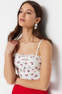 Beyaz Cicek Bask?l? Ask?l? Fitted/Vucuda Oturan Waffle Kumas Super Crop Orme Bluz TWOSS23BZ00375 - Trendyolmilla фото 3