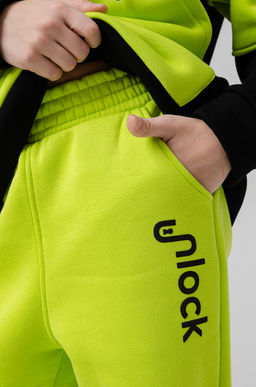 886Д Костюм детский "Черный/салатовый"