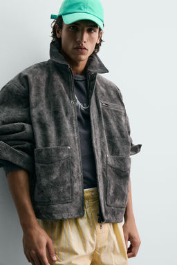 CAZADORA RELAXED FIT PIEL SERRAJE / Gris