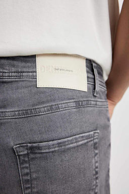 Джинсовые брюки узкого кроя Wiser Wiser Pedro с нормальной талией и узкими штанинами - Defacto фото 6