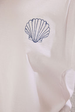 TRENDYOLMILLA Mavi S?rt Bask?l? Oversize/Genis Kal?p Orme T-shirt TWOSS25TS00106 фото 3