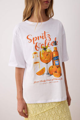 Ekru %100 Suprem Oversize/Genis Kal?p Kokteyl Bask?l? Orme T-Shirt TWOSS25TS00217