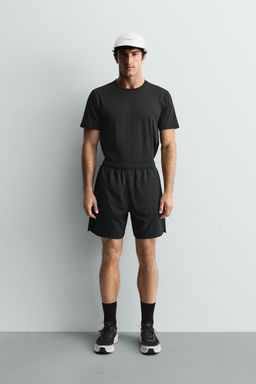 PANTALONES CORTOS ENTRENAMIENTO 9 / Marr?n