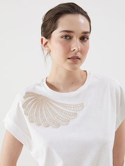 Bisiklet Yaka Nak??l? Kad?n Ti??rt