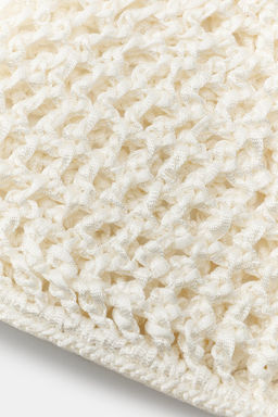 GORRO CASQUETE TRENZADO / Blanco roto