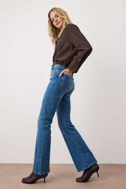 Mavi*002 Super Yuksek Bel Comfort/Esnek Flare Jeans TWOSS23JE00064