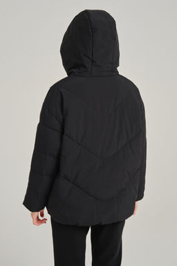 Пуховик короткий Черный TRN Down Jacket