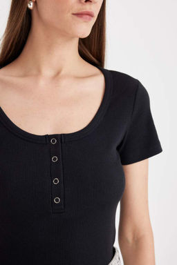 Облегающая футболка с круглым вырезом в рубчик и короткими рукавами - Defacto фото 5