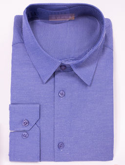 Рубашка мужская с контрастными внутренними элементами из фактурного хлопка с ПЭ