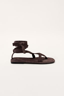 LIMITED EDITION FLAT LEATHER STRAPPY SANDALS - Zara фото 4