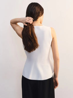 Приталенный жилет с баской ZR2605023308-2 / Zarina