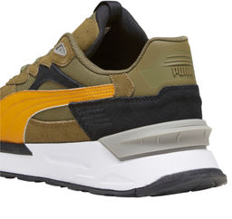 Кроссовки взрослые