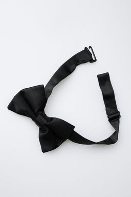 DETACHABLE SATIN BOW TIE SHIRT - Zara фото 6