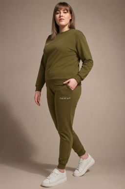 Арт. 2360/2 Костюм с брюками женский 50-58 Цвет:верх-зеленый орех,низ-зеленый орех