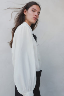 Camisa estilo esmoquin