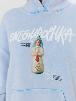 Теплое худи женское голубое с надписью Snegurochka - Mark formelle фото 7