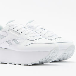 Женские кроссовки REEBOK CLASSIC LEATHER TRIPLE LIFT Артикул 4123679, белый