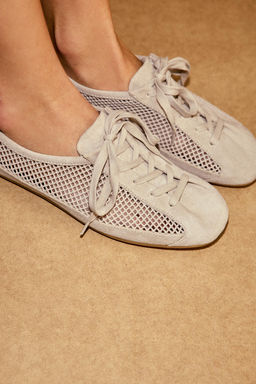 ZAPATILLA REJILLA TIRADOR / Blanco Crudo - Zara фото 2