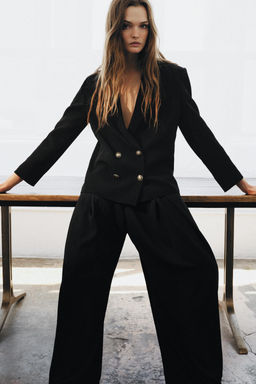 BLAZER RECTA BOTONES ZW COLLECTION / Negro