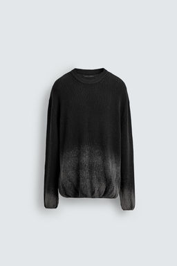 SPRAY EFFECT PRINT SWEATER