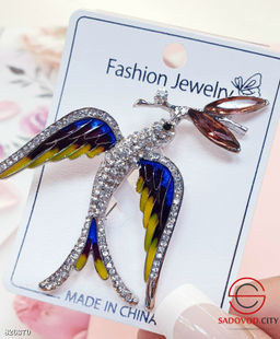 Брошь женская на булавке