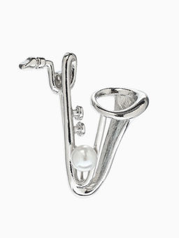 Брошь «Саксофон», музыка, жемчуг, цвет белый в серебре