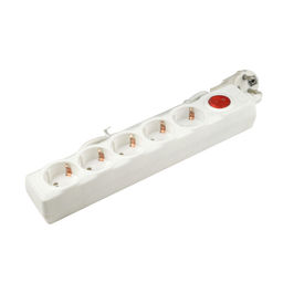 S-GSU5-1,5 WHITE Cетевой фильтр серии Universal, 1,5м (Пвс 3*0,75), 5 гнезд, с/з. 10А. Защита от перенапряжения, короткого замыкания. TM Uniel.