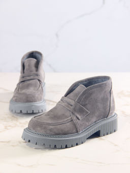 Полуботинки 304.taskanagr. Серый замок замша / Байка