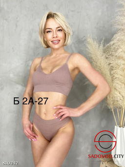 Комплект белья с женским топом и трусами - Bruno фото 2