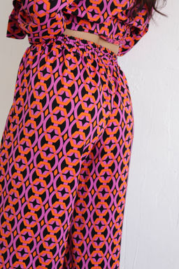 9668 Костюм из кимоно и брюк-палаццо с геометрическим принтом - Martichelli фото 10