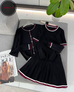 Костюм тройка