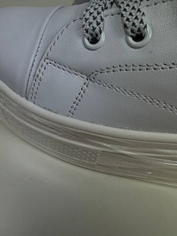 Ботинки 215.warmw. белый уценка