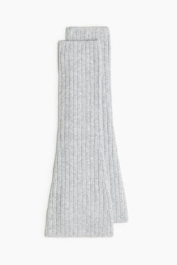 Calentadores acampanados en punto de canale