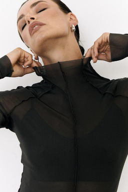 Водолазка из сетки LOOK