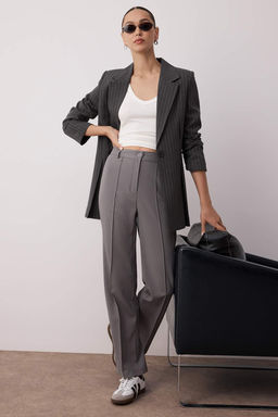 Gri Straight/Duz Kesim Yuksek Bel Nervur Dikisli Dokuma Pantolon TWOSS21PL0093