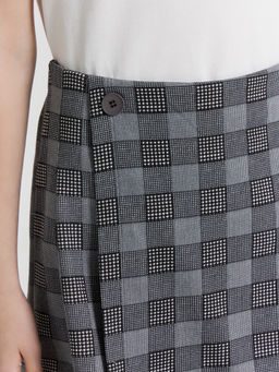 Шорты юбка для девочек серые в клетку - Mark formelle фото 5