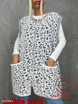 Жилетка вязанная на молнии