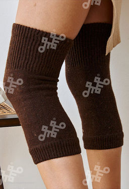 +Наколенники короткие из монгольской шерсти, применяются при различных заболеваниях