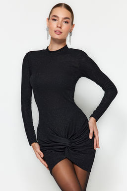 Trendyolmilla Siyah Vucuda Oturan Par?lt?l? Simli Orme K?sa S?k Abiye Elbise TPRAW24EL00006  фото 2